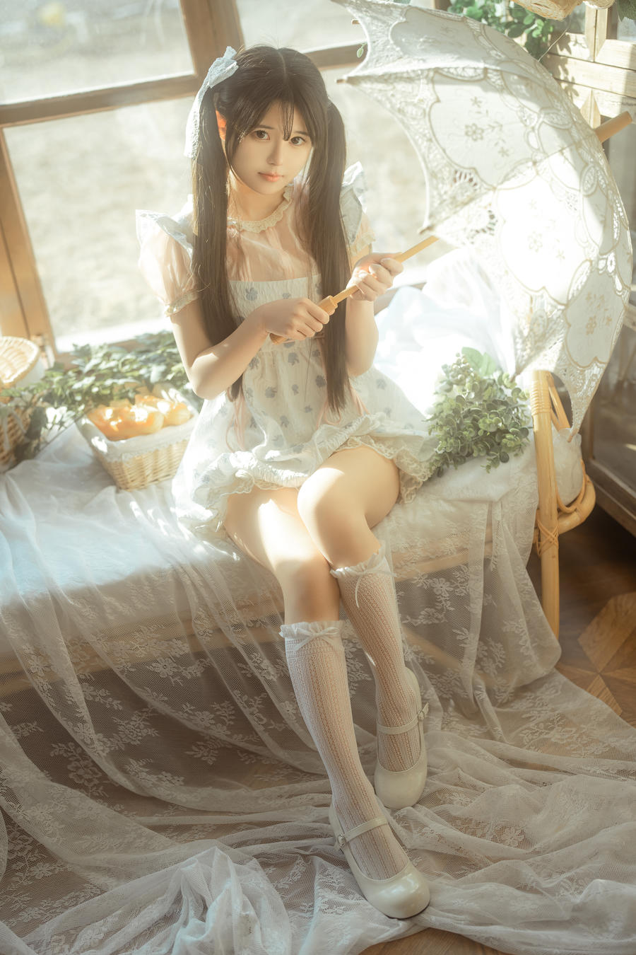 rua阮阮 No.007 – 花房 小裙子 [54P]