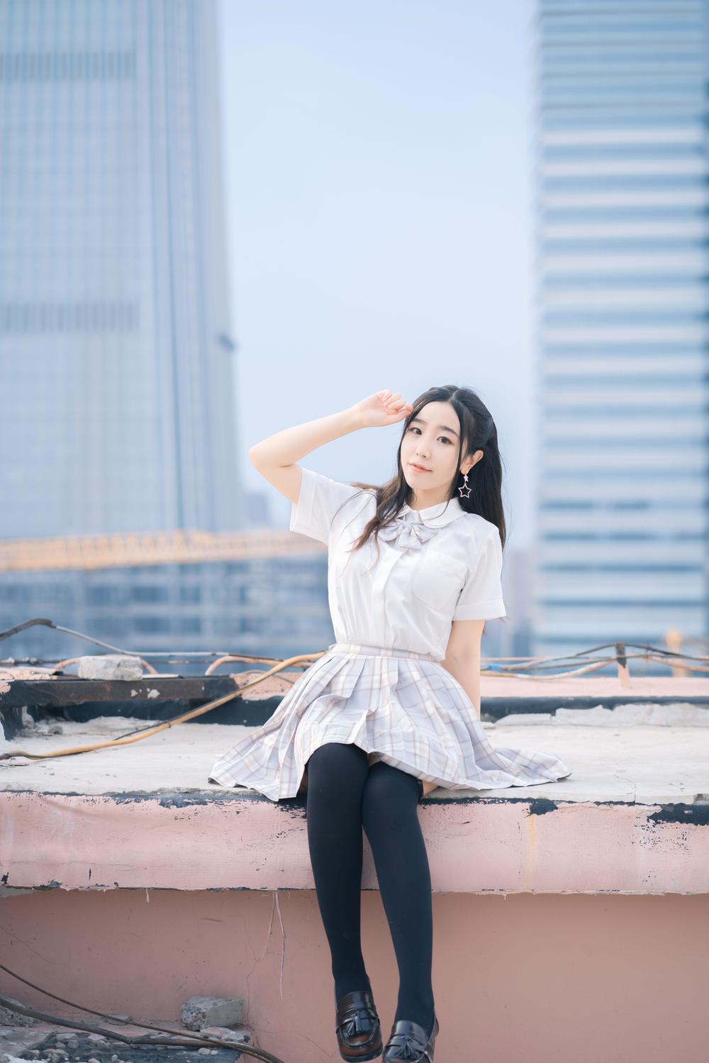 穆零Mu0 No.008-天台JK [21P]