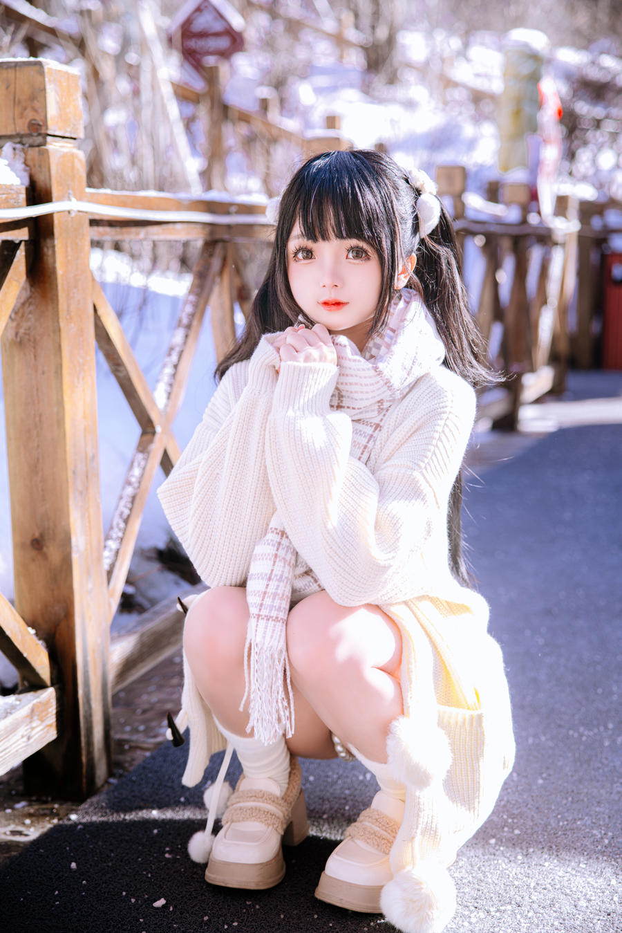 椎名莜(日奈娇) No.073 – 雪地少女 [108P 2V]