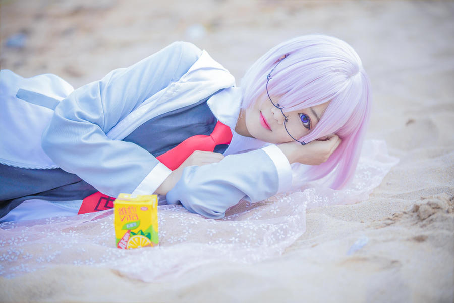 羽天Shine No.018-FGO 玛修 海边 [9P]