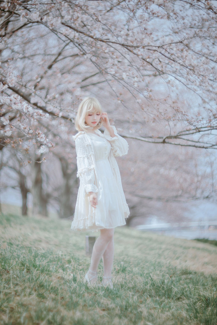 ElyEE子 No.043-Sakura桜 2021 – 02.GOLD [24P]