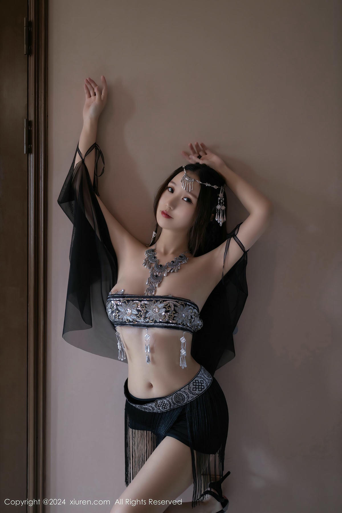 [XiuRen秀人网] No.9172 杏子Yada