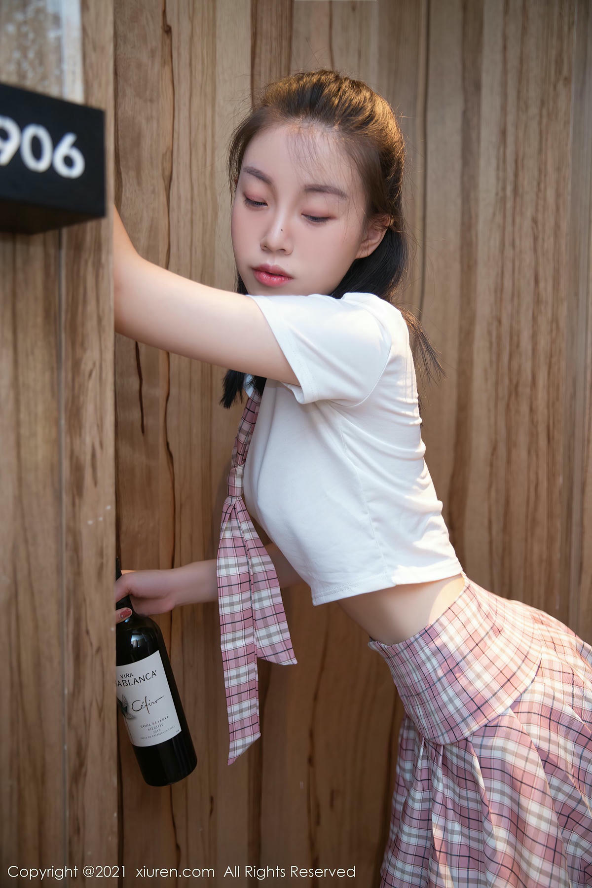 [XiuRen秀人网] No.3981 一颗甜蛋黄a