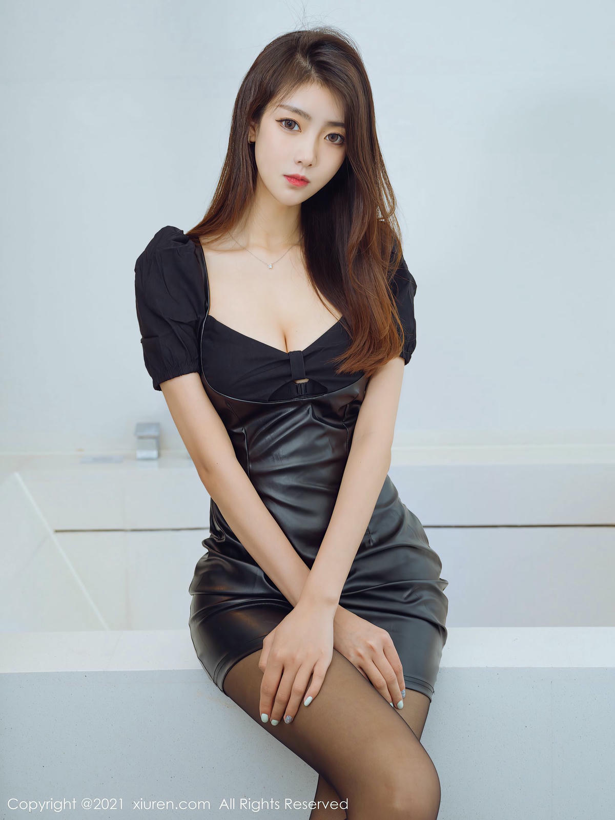 [XiuRen秀人网] No.3858 可樂Vicky